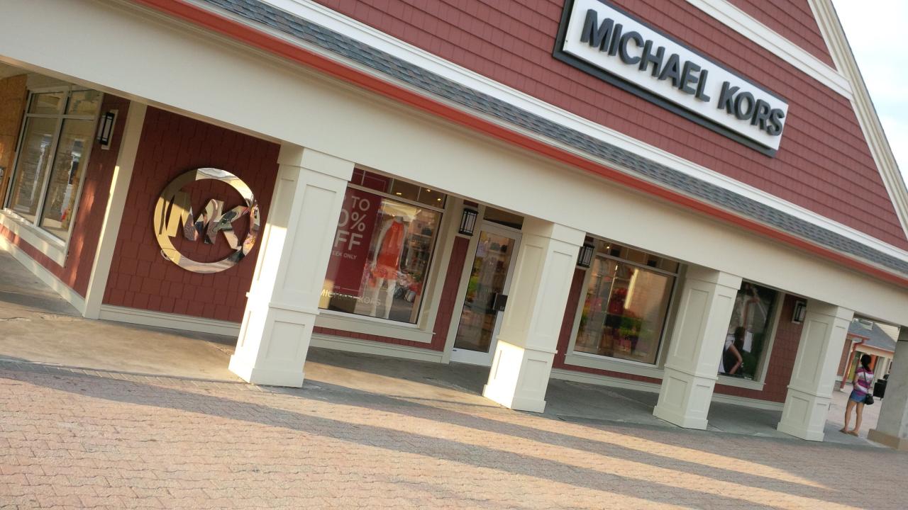 Michael Kors Outlet, 332 Red Apple Court, suite 332, Central Valley, NY,  Accessories Fashion - MapQuest