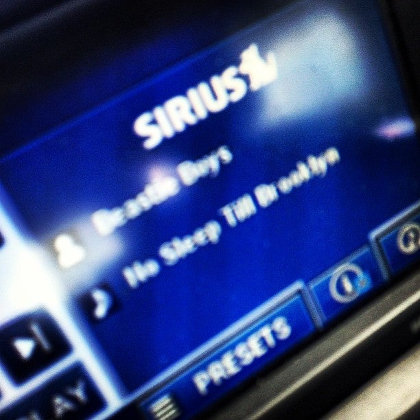 Hwy 407Trafalgar GO Transit Carpool Lot, 4180 Trafalgar Rd, Oakville