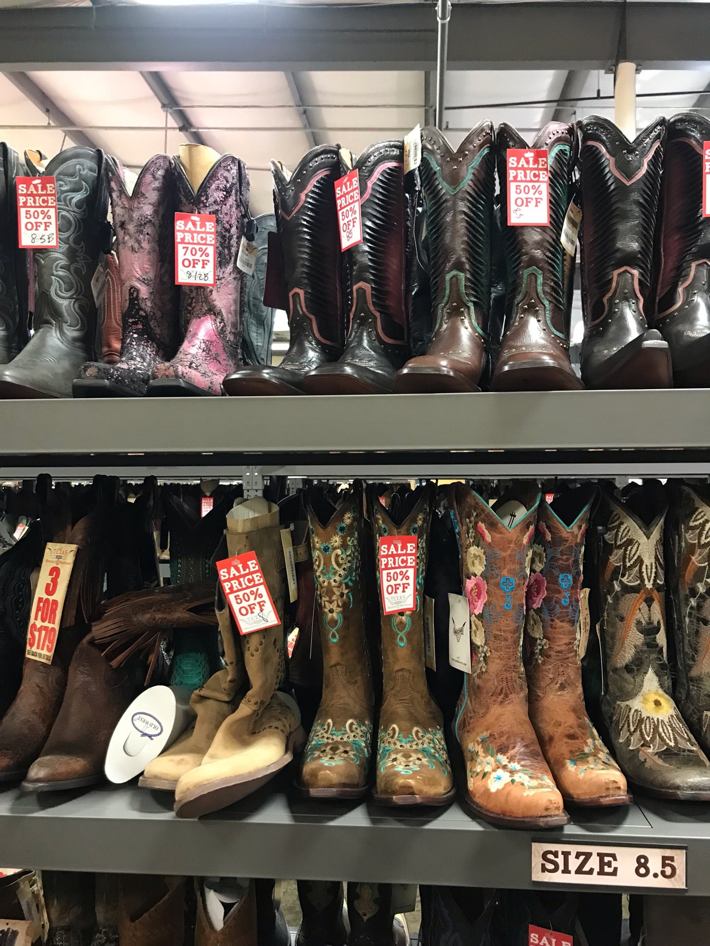 Texas western shop wearhouse closing