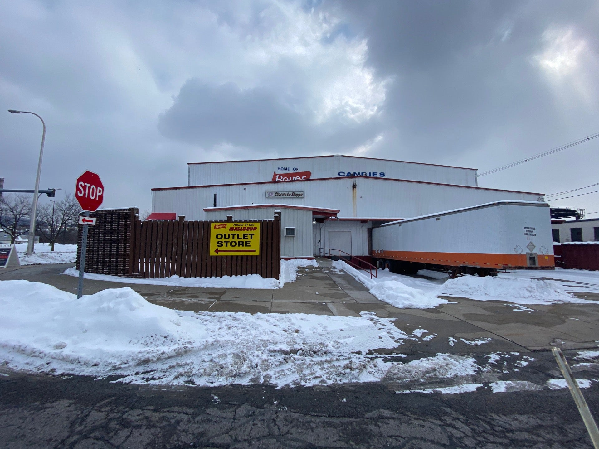 Boyer Candy Factory Outlet, 821 17th St, Altoona, PA, Candy and other