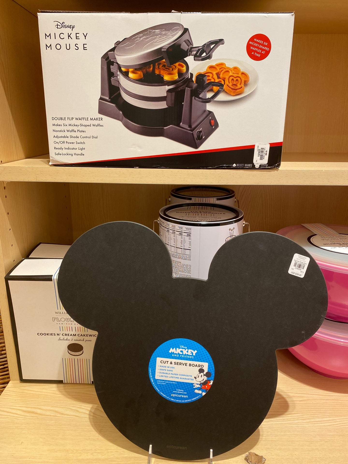 NIB Disney Mickey Mouse Waffle Maker -Red Non Stick 800 Watts Disney Cooker  Food