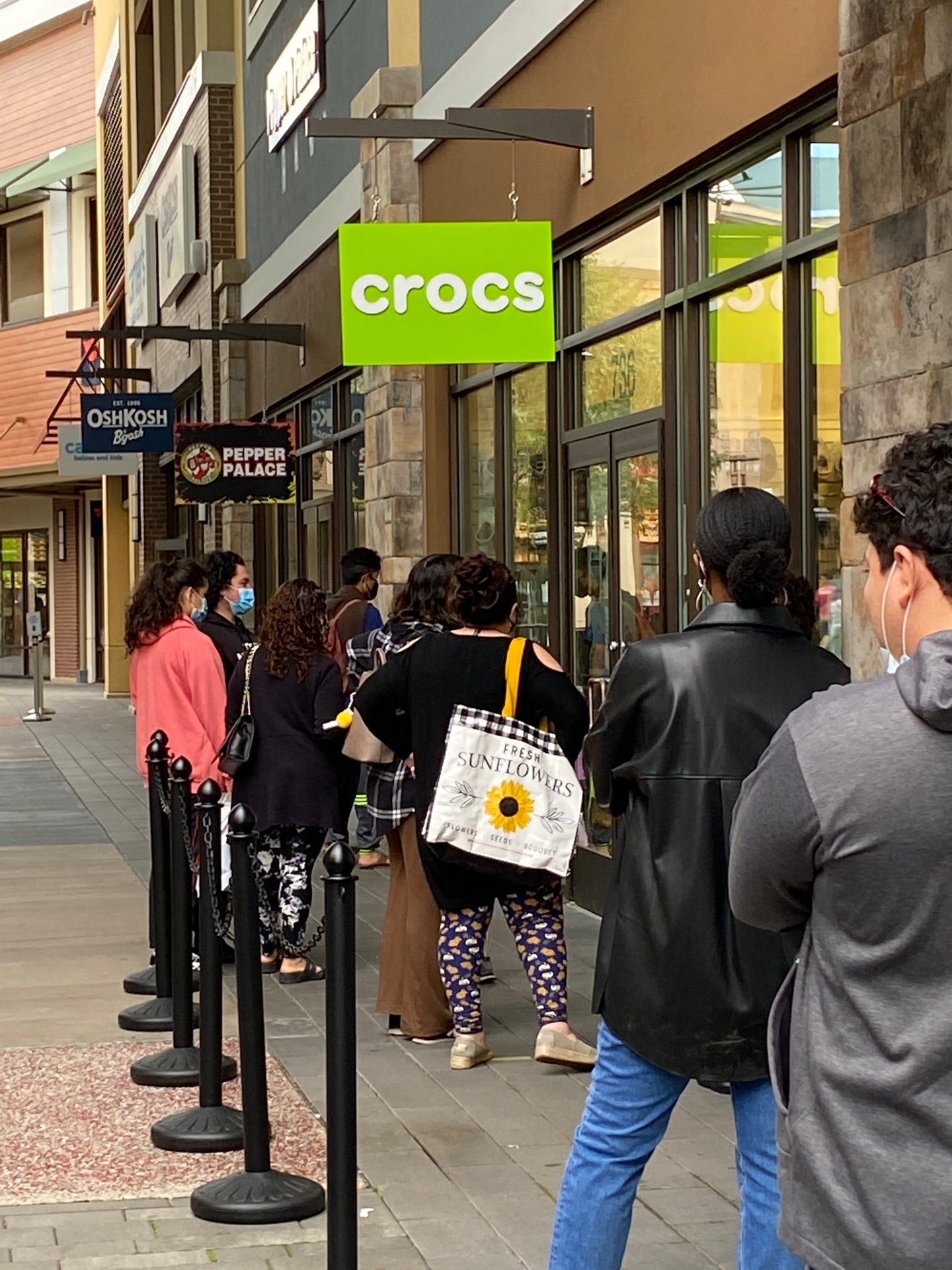 Crocs premium clearance outlets