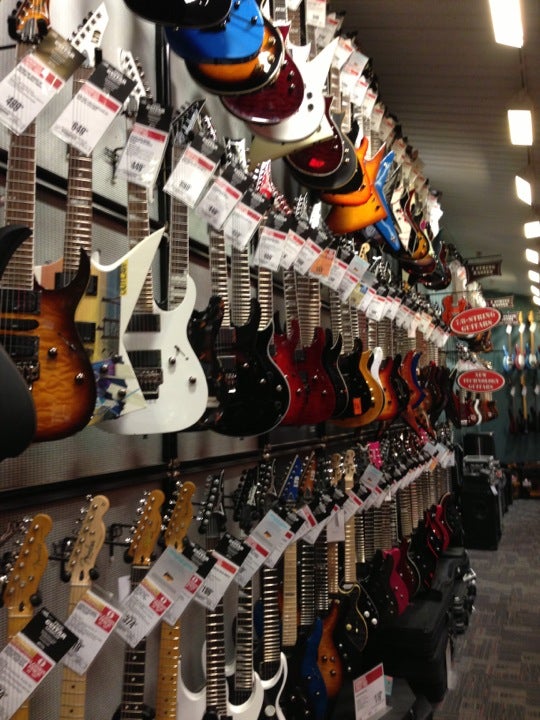 Guitar center deals halsted