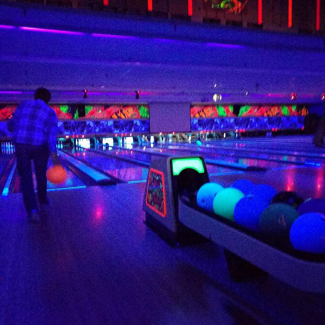 Glow Bowling - The Bowling Barn