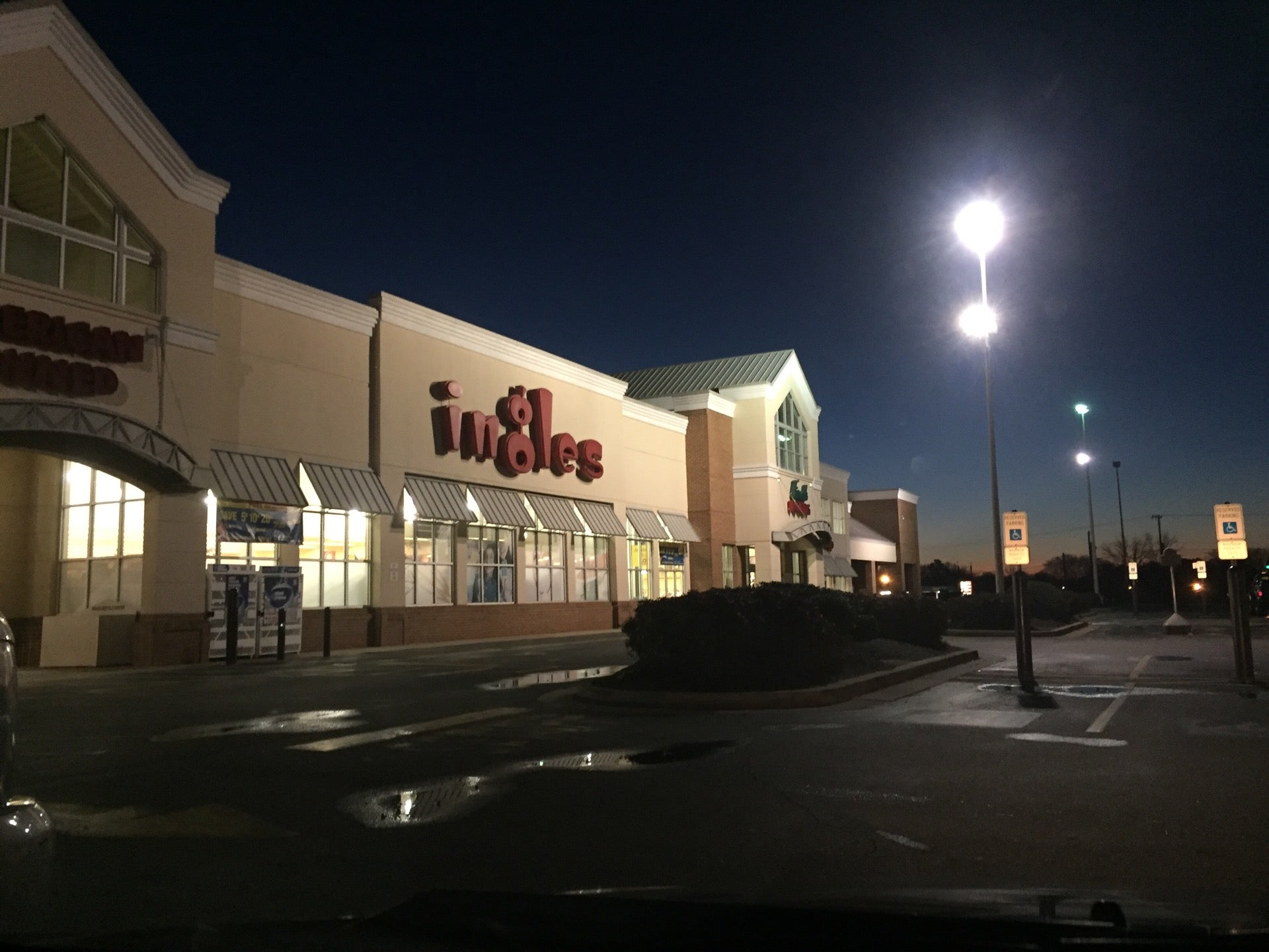 Food Lion, 4405 SC Hwy 24, BiLo Shopping Center, Anderson, SC, Grocery Stores MapQuest