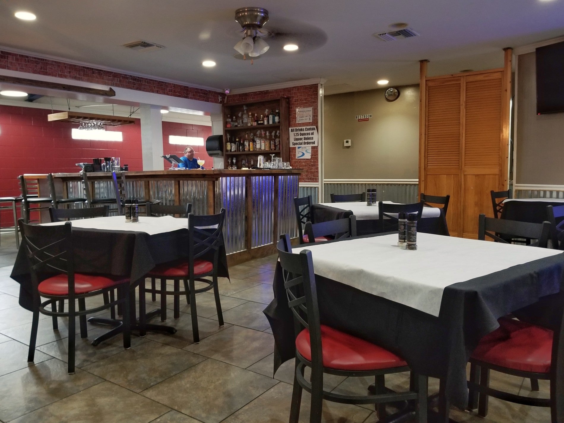 Whiskey Ridge Bar and Grill, 316 State Highway 59 N, Summerdale, AL