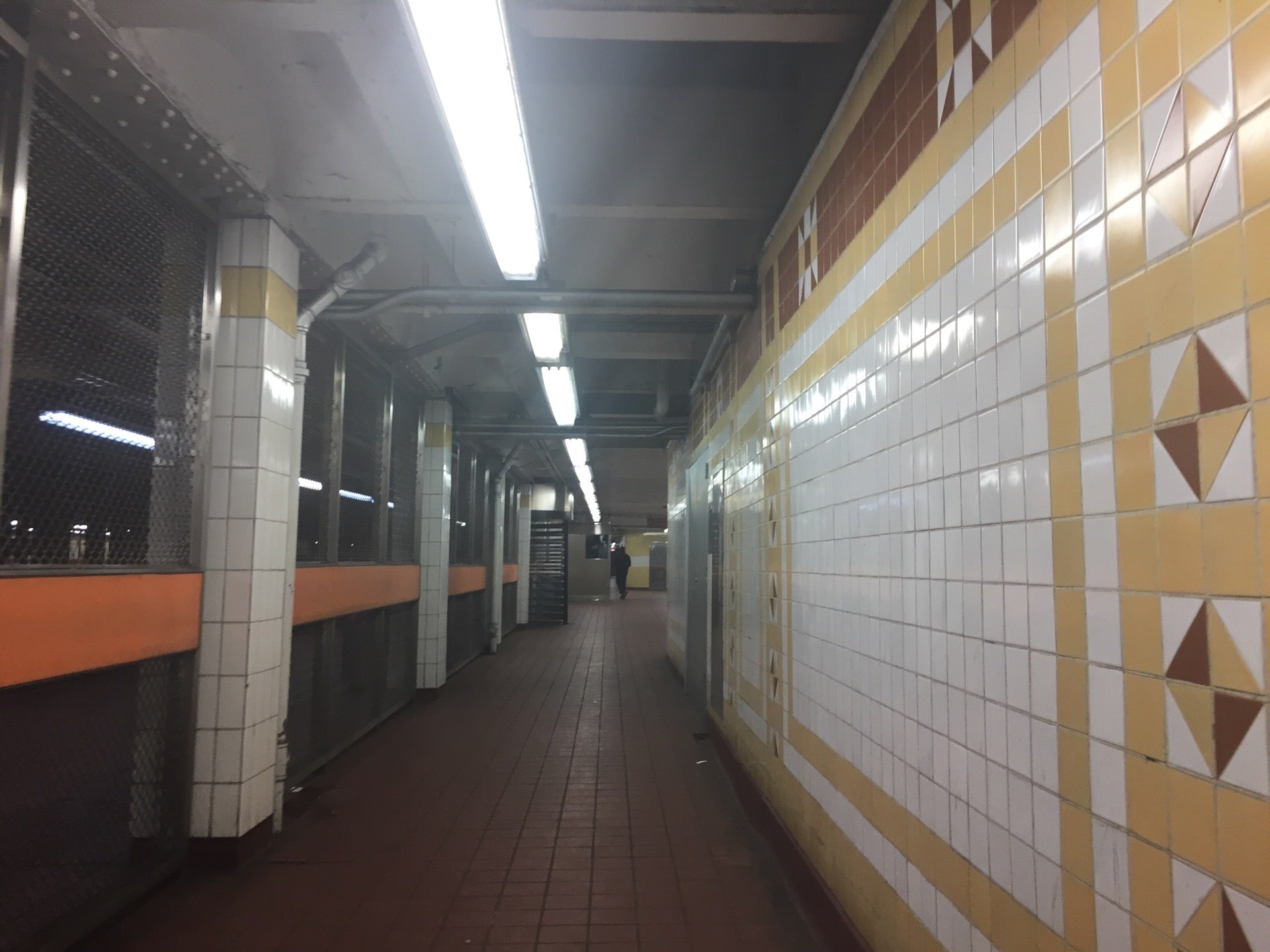 SEPTA BSL SusquehannaDauphin Station, 2200 N Broad St, Philadelphia