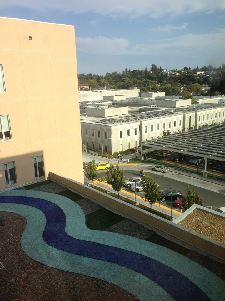 Kaiser Permanente Vallejo Medical Center, 975 Sereno Dr, Vallejo, CA