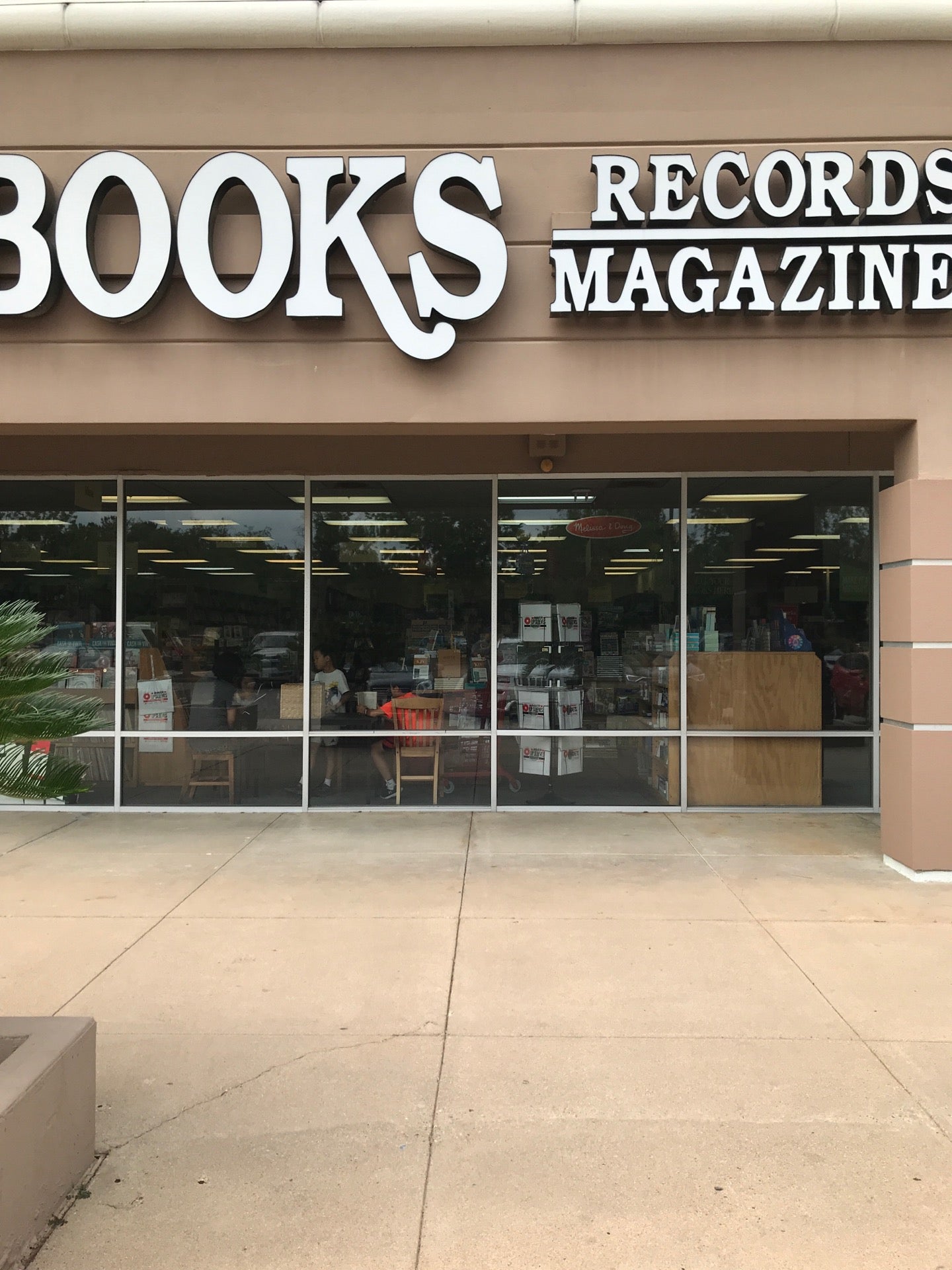 HALF PRICE BOOKS - 23 Photos & 67 Reviews - 3203 Hwy 6, Sugar Land, Texas -  Used Bookstore - Phone Number - Yelp