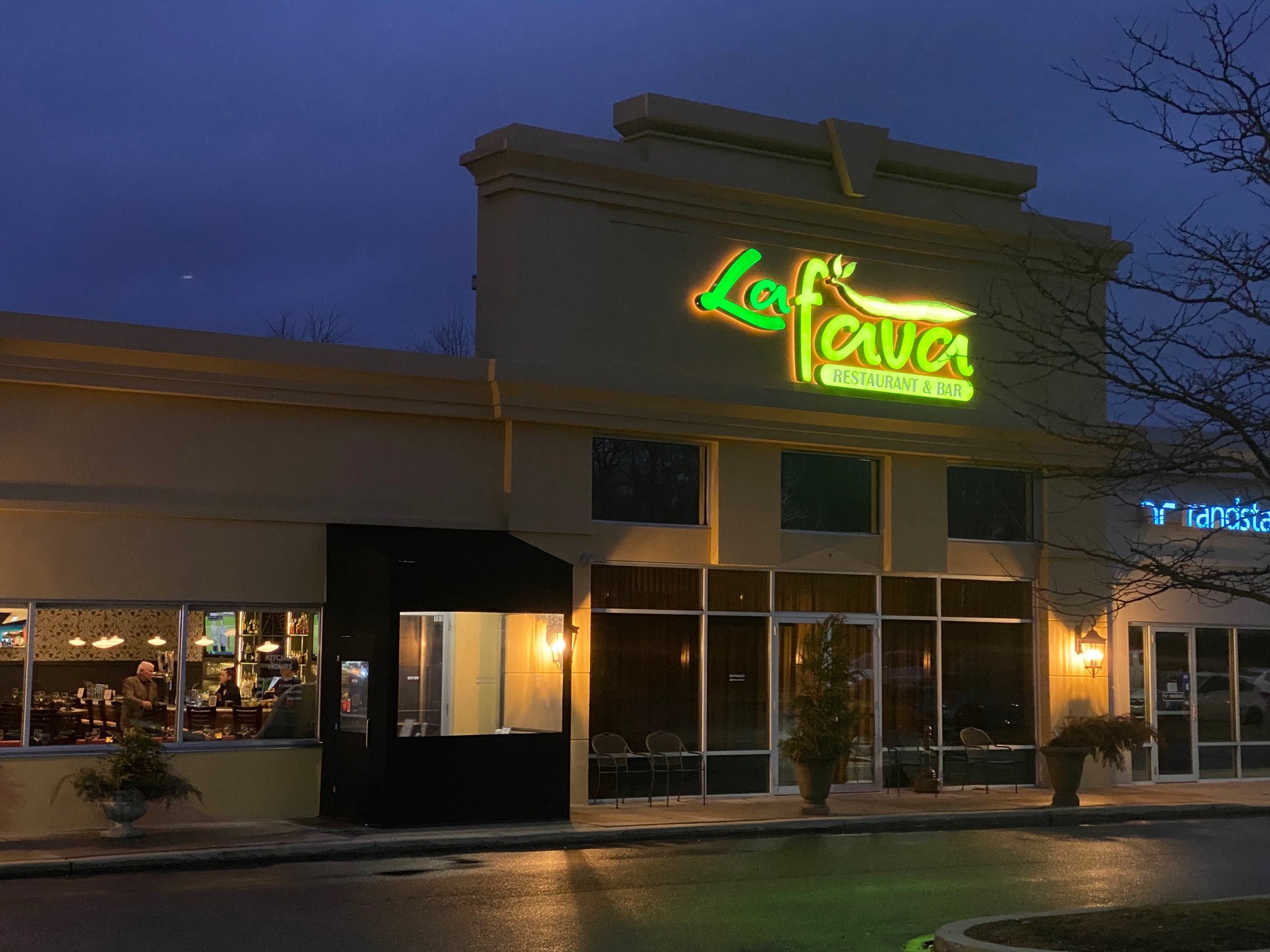 La Fava Restaurant, 1102 Baltimore Pike, Glen Mills, PA, Family