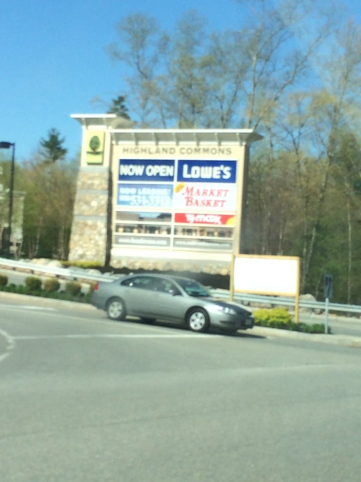 Highland Commons Liquor LLC, 22 Highland Cmn E, Hudson, MA, Liquor