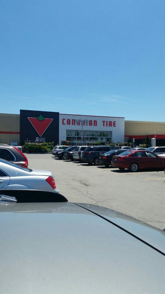 Canadian Tire, 825 Eglinton Avenue East, Toronto, ON MapQuest
