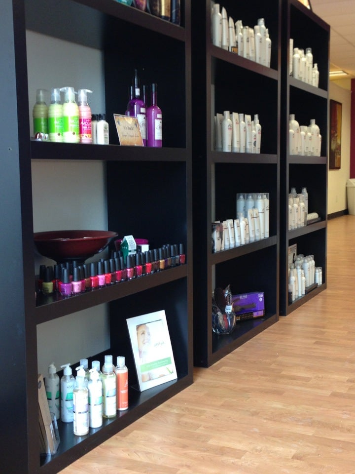 Ella's Salon, 719 Darling Ave, Alexandria, MN, Beauty SalonsEquipment