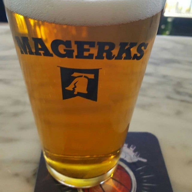 MaGerk's Pub & Grill, 307 Horsham Rd, Horsham Twp, PA, Eating places