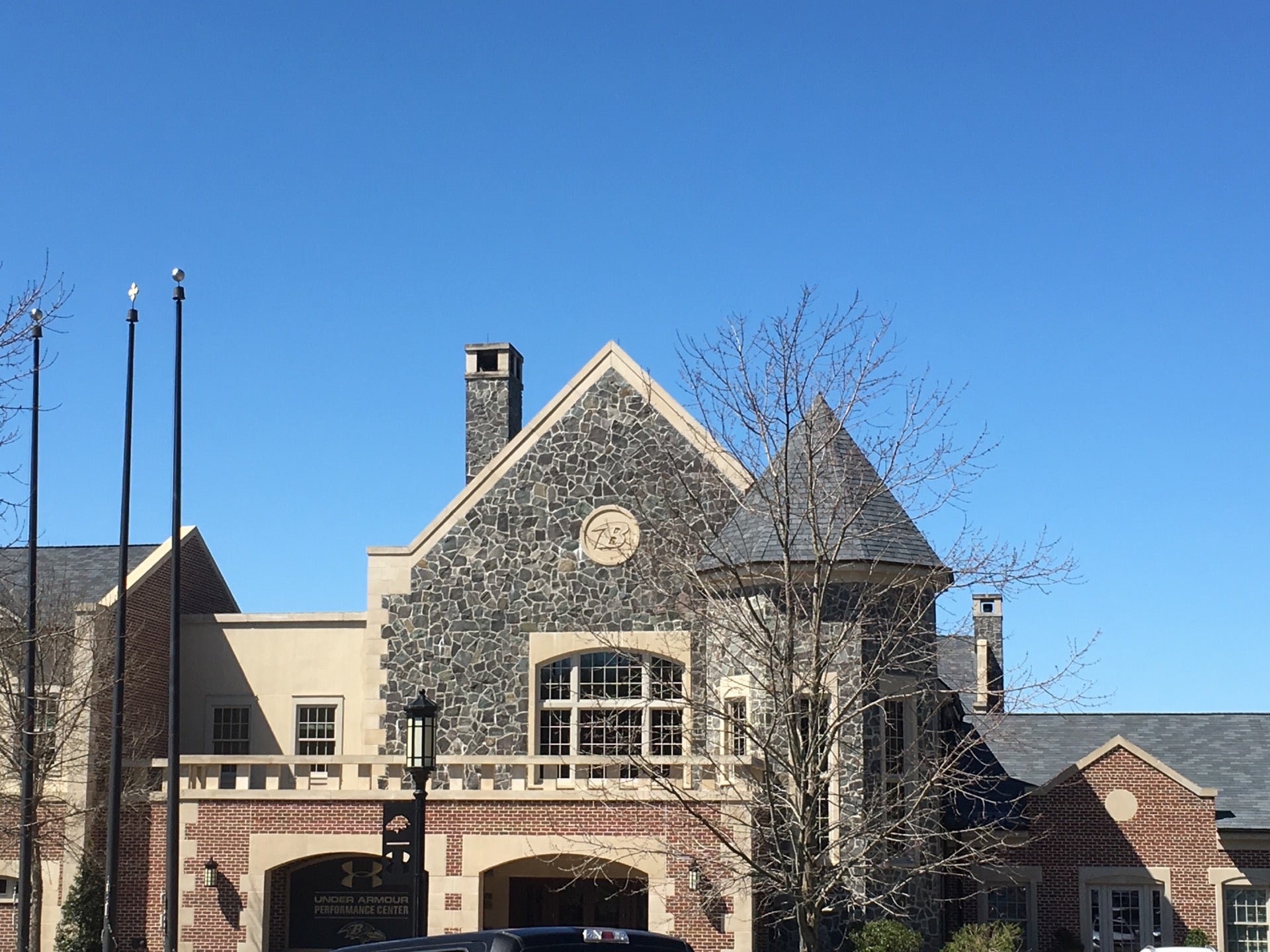 Baltimore Ravens - Under Armour Performance Center 