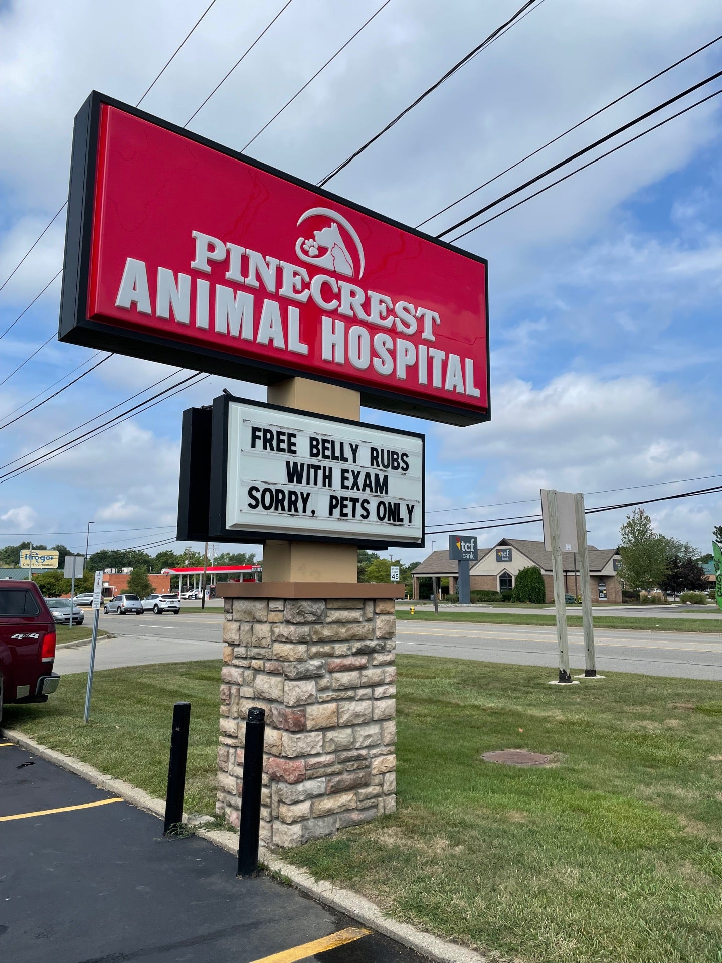 pinecrest-veterinary-hospital-e-main-street-owosso-mi-veterinarians-mapquest