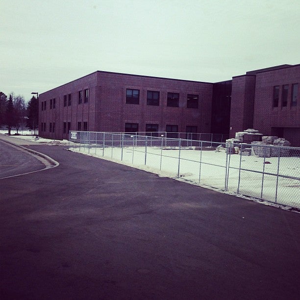 Delong Middle School, 2000 Vine St, Eau Claire, WI MapQuest