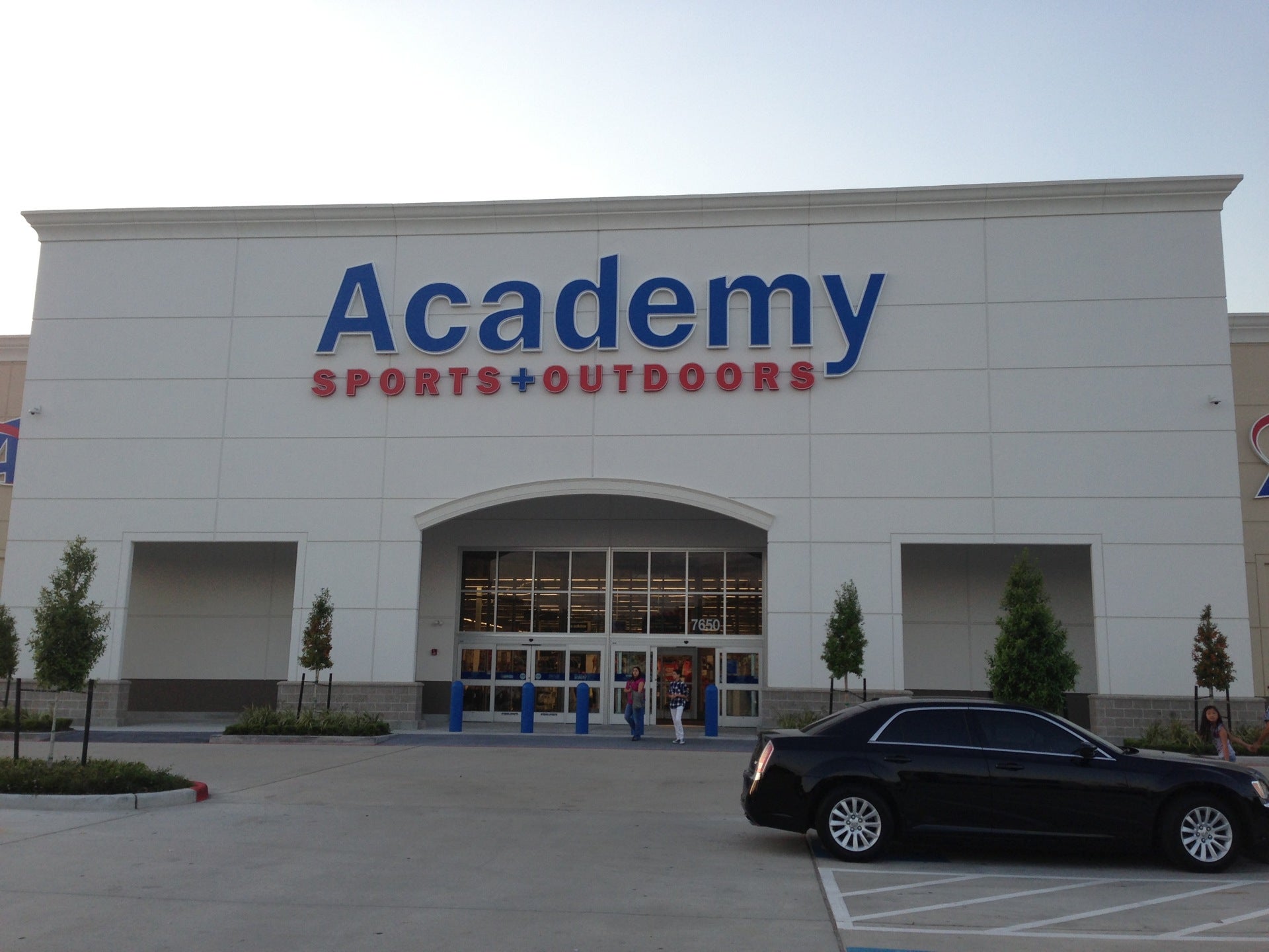 Academy Sports + Outdoors, 7650 Farm-to-Market 1960 Rd W, Houston, TX,  Factory Outlets - MapQuest