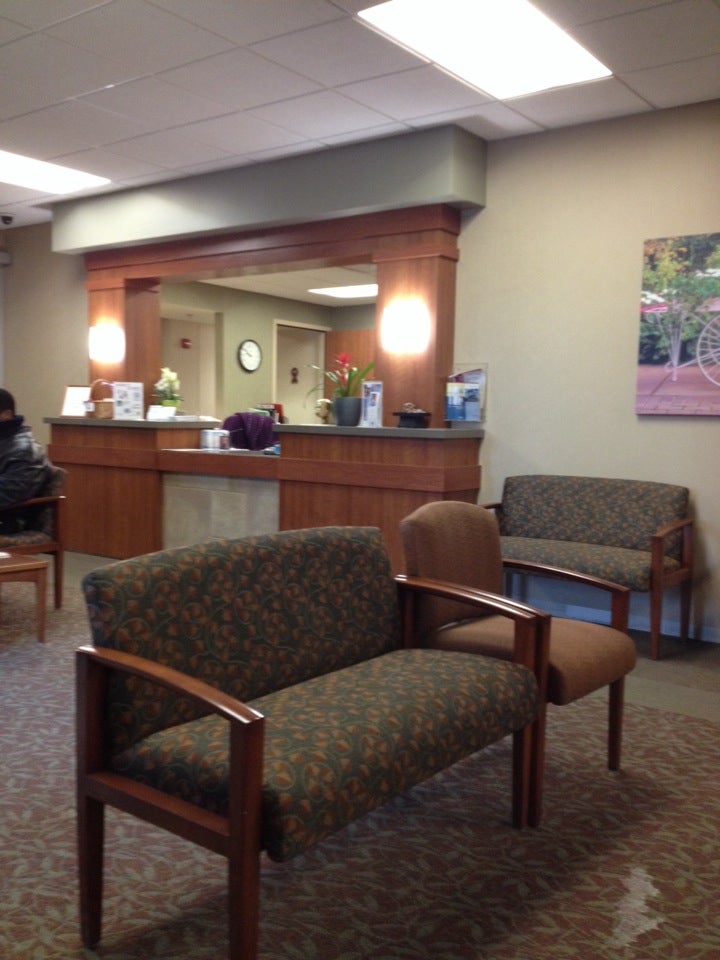 Botsford Hospital Cancer Center, 27900 Grand River Ave, Farmington