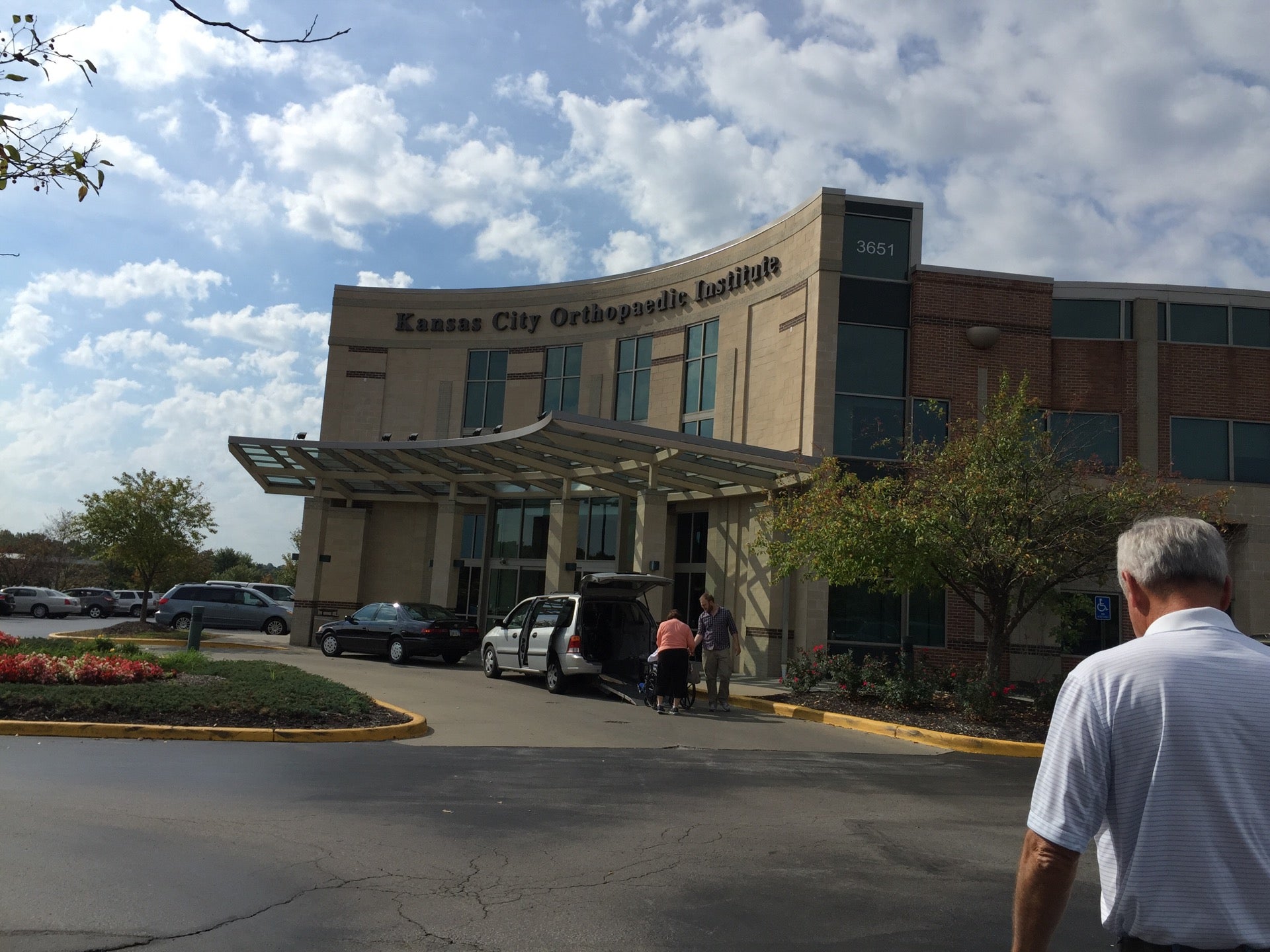 Kansas City Orthopaedic Institute, 3651 College Blvd, Leawood, KS