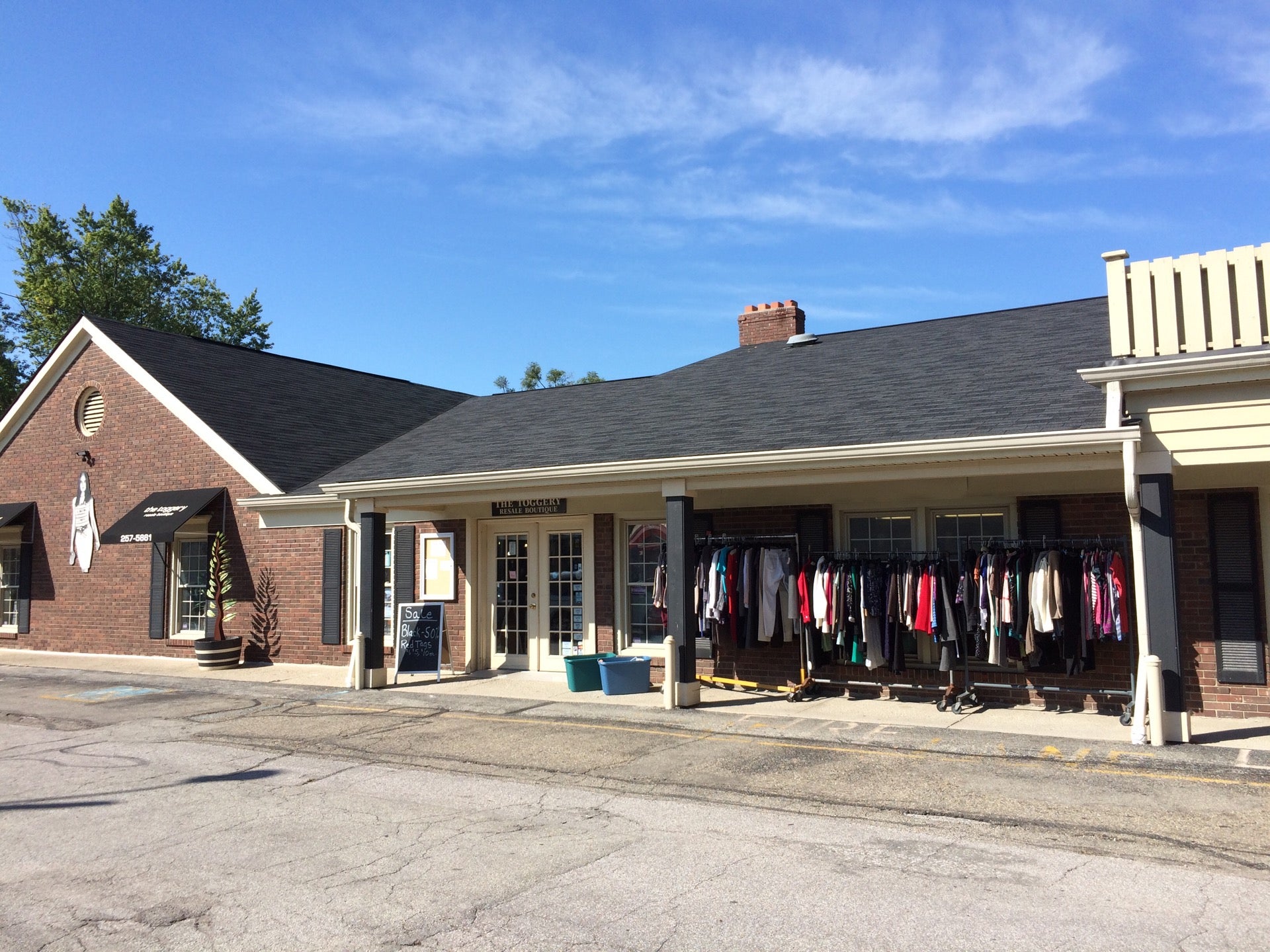 Consignment store - Indianapolis, IN - The Toggery Resale Boutique