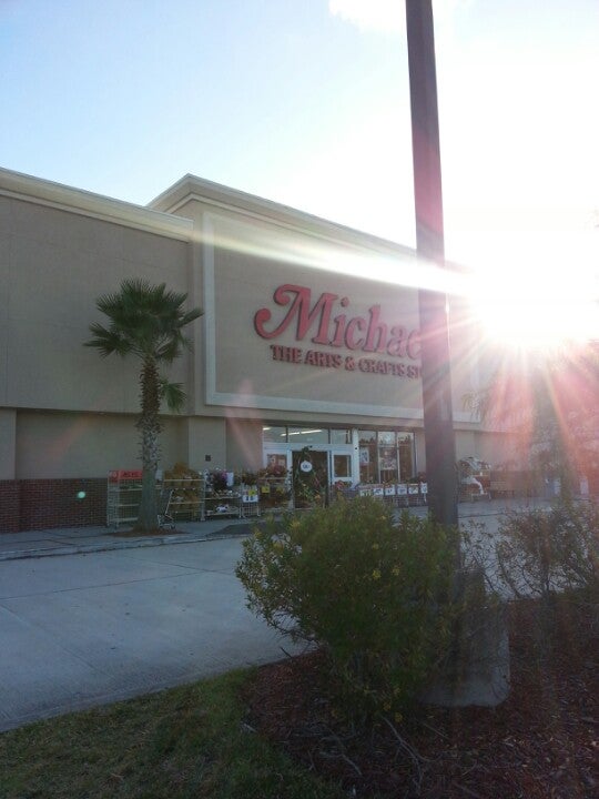 Michaels, 1325 SE Everett Mall Way, #B, Everett, WA, Crafts - MapQuest