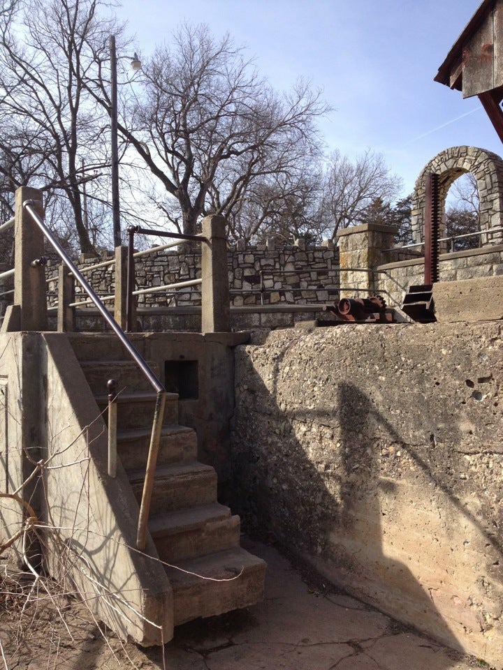 Lindsborg, KS Map & Directions - MapQuest