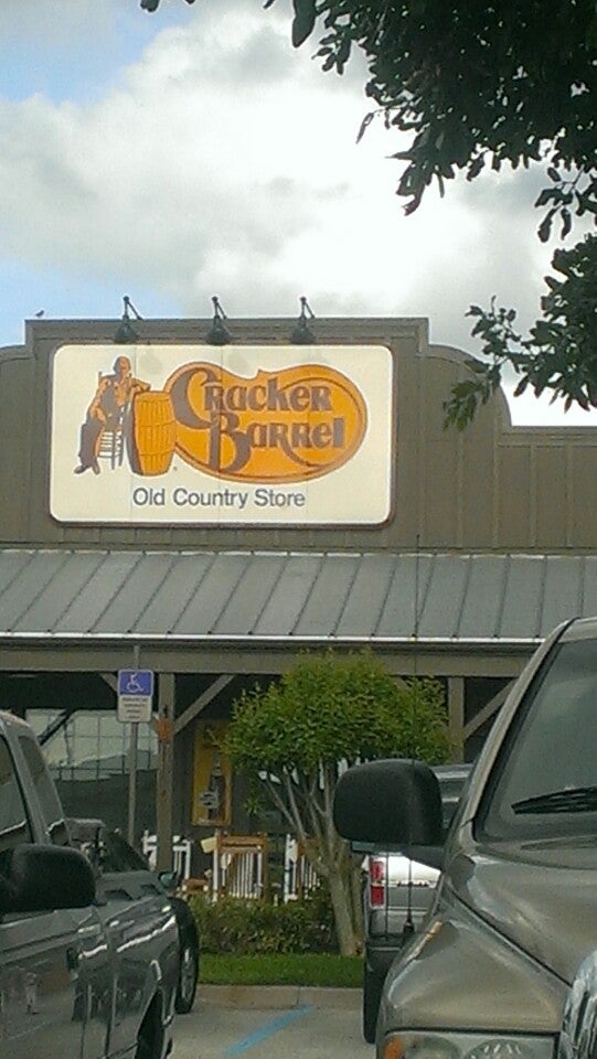 Cracker Barrel, 4745 Helen Hauser Blvd, Titusville, FL, Foods Carry Out