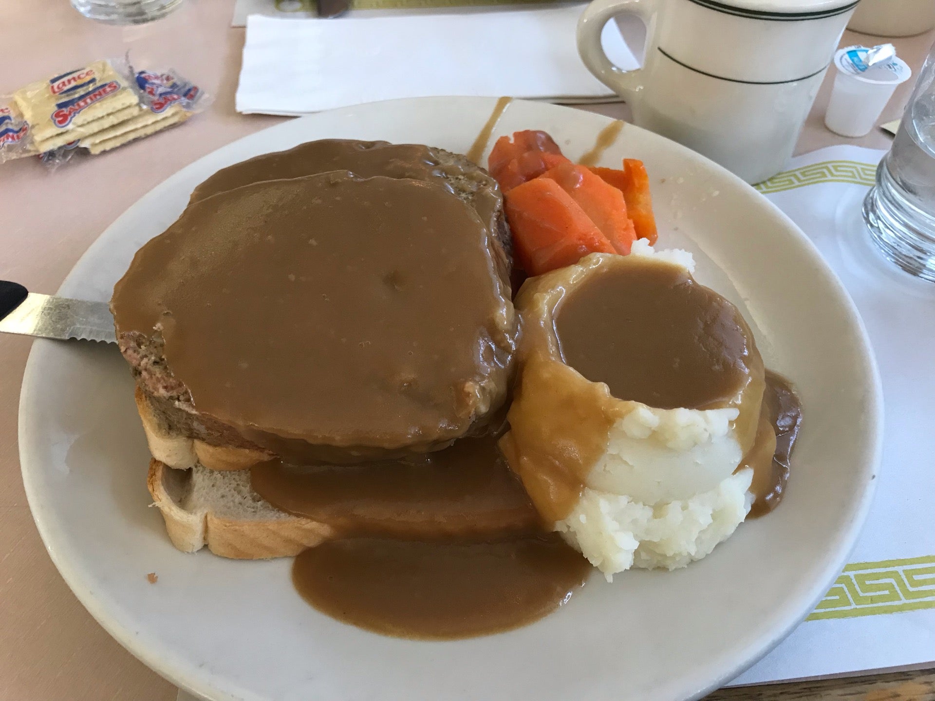 Omicron Family Restaurant, 1505 S Main St, West Bend, WI, Eating places