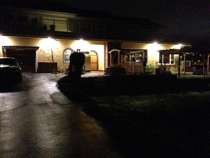 Birds of A Feather Bed & Breakfast