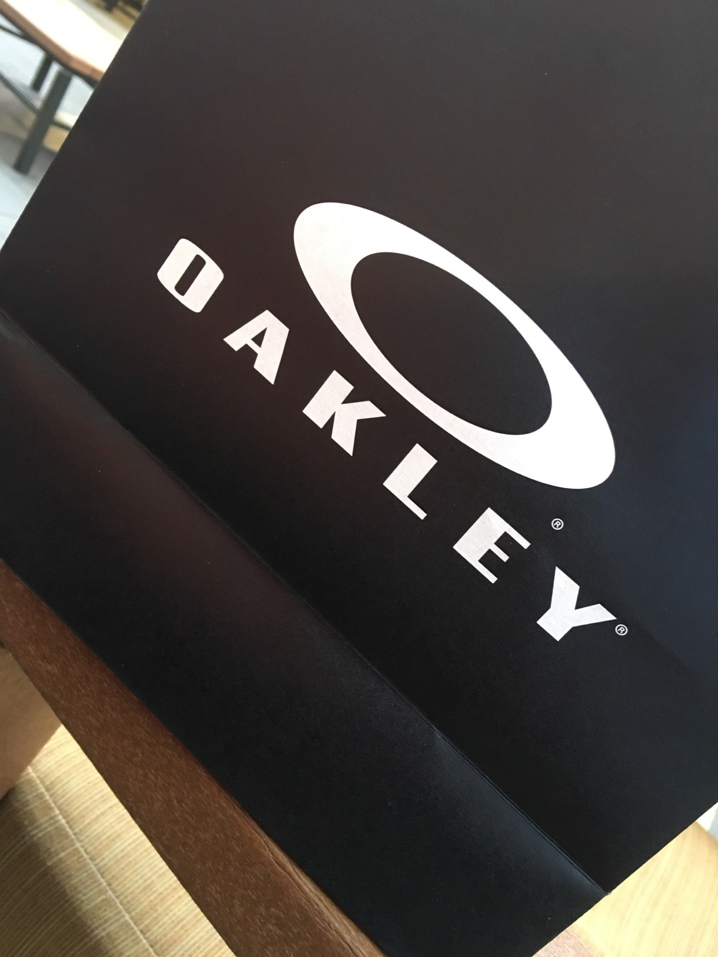 Oakley Vault, 3226 Livermore Outlets Dr, Ste 677, San Francisco Premium  Outlets, Livermore, CA, Sunglasses - MapQuest