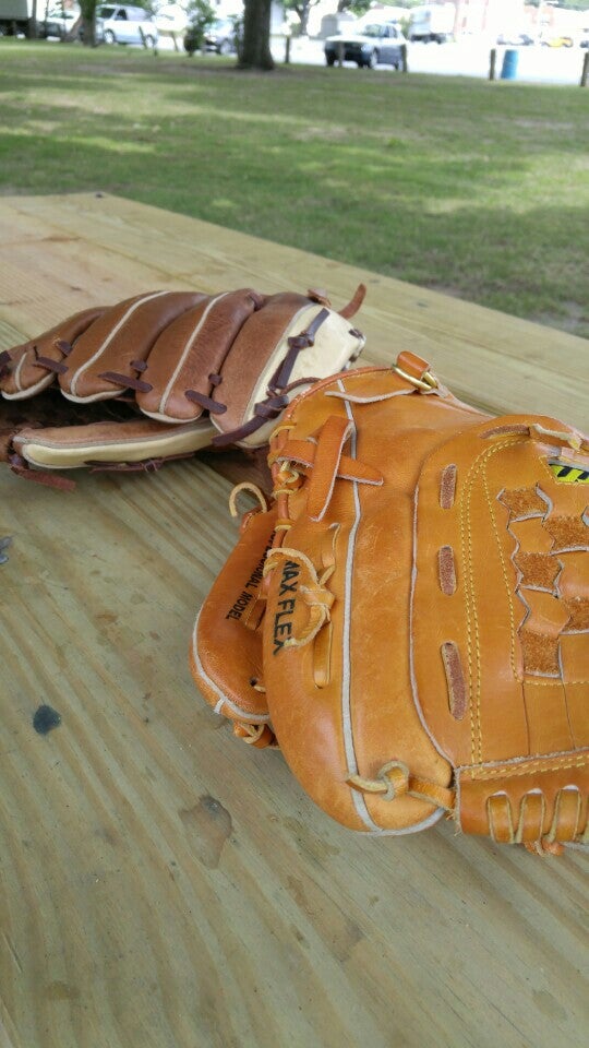 Governor Printz Park, 101 Taylor Ave, Tinicum Township, PA, Parks