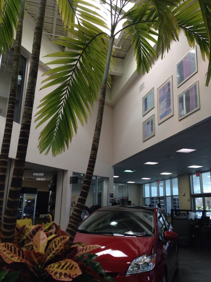 Toyota of North Charlotte, 13429 Statesville Rd, Huntersville, NC, Auto