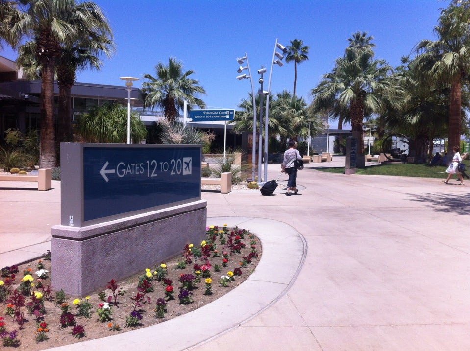 Palm Springs International Airport (PSP), 3400 E Tahquitz Canyon Way