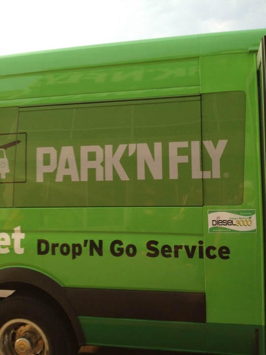 Park'n Fly, 5815 Airport Rd, Mississauga, ON MapQuest