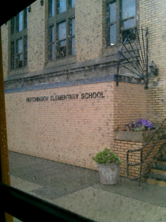Daniel ster Elementary School, 95 Glenmore Dr, New Rochelle, NY