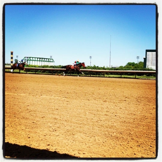 Fairmount Park Race Track, 9301 Collinsville Rd, Collinsville, IL