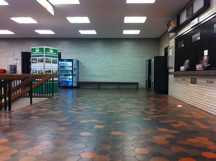 MetroNorth Greenwich Train Station, 20 Railroad Ave, Greenwich, CT