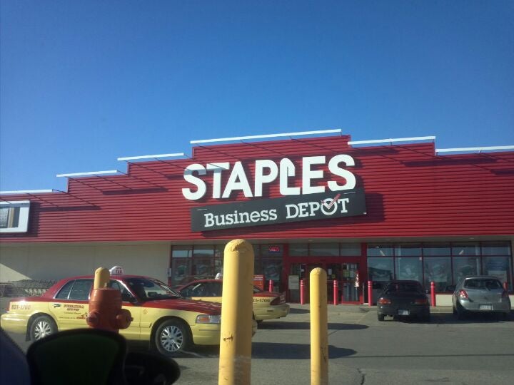 Staples Woodlawn Centre, 20 Woodlawn Rd E, Guelph, ON N1H 1G7, CA