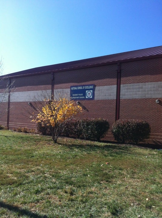 Regency Place Grade School, 13250 S Greenwood St, Olathe, KS, Schools