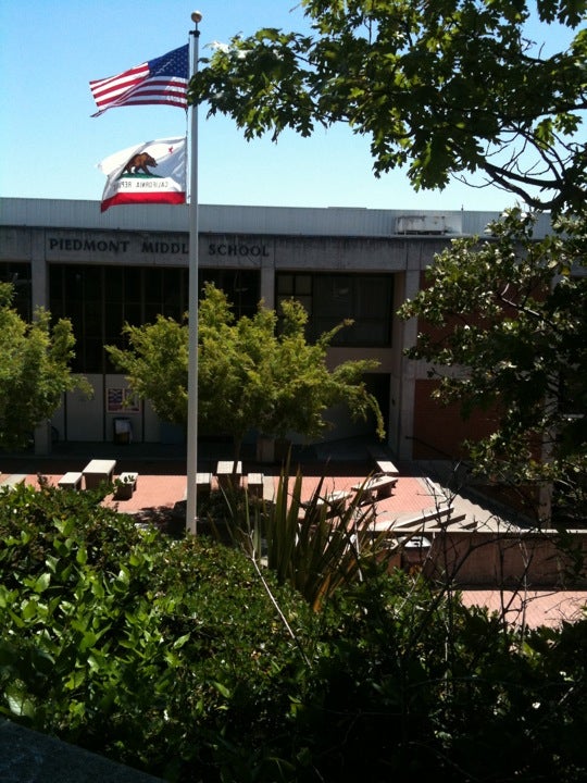 Piedmont Middle School, 740 Magnolia Ave, Piedmont, CA, Elementary and