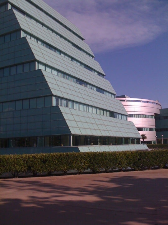 Kaiser Permanente Baldwin Park Medical Center, 1011 Baldwin Park Blvd