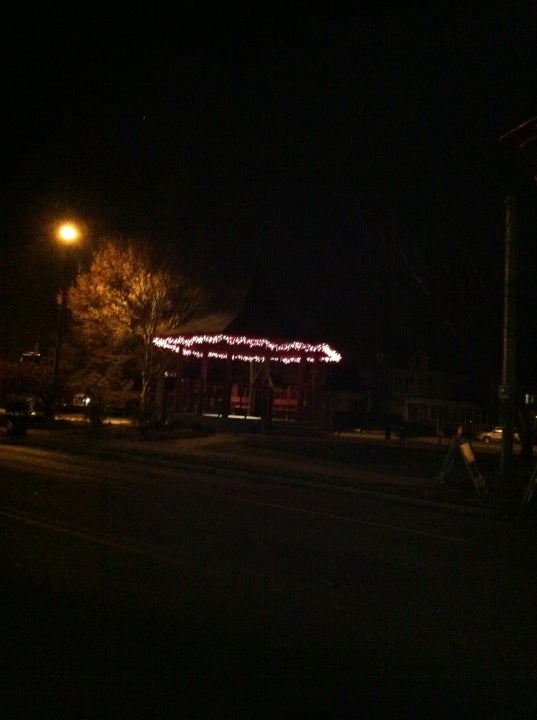 Beechmont Gazebo, S 6th St, Louisville, KY, Sports MapQuest