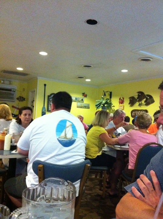 Calabash Seafood Hut, 687 Pawley Rd, Mount Pleasant, SC, Eating places