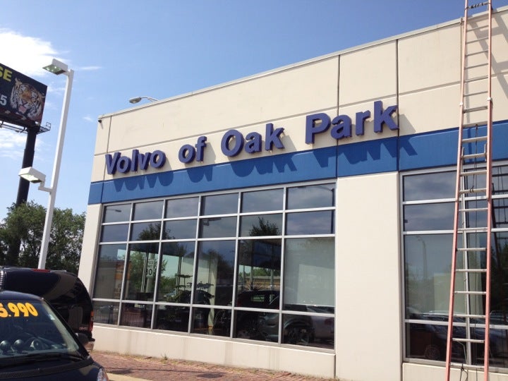 Autobarn Volvo Cars Oak Park, 1140 Garfield Street, Oak Park, IL, Auto