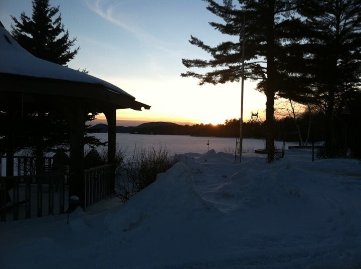The Lake Pleasant Lodge, 2839 State Route 30, Speculator, NY, Hotels