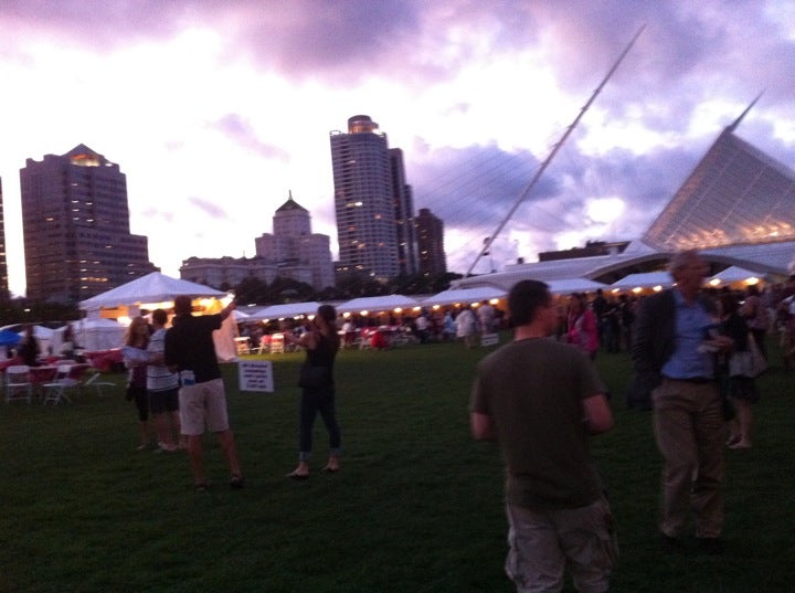 Milwaukee Wine Festival, 700 N Art Museum Dr, Milwaukee, WI, Wineries
