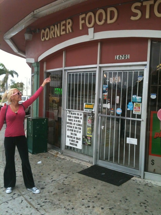 Corner Food Store - Grocery Store in North Miami Beach