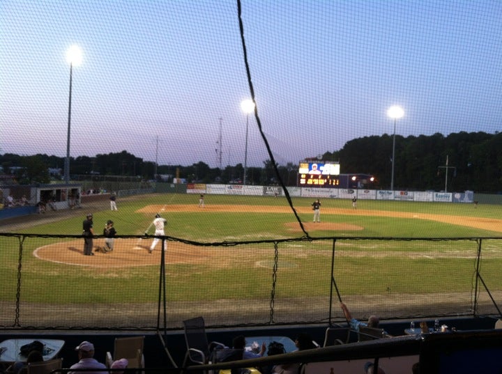 War Memorial Stadium (Buffalo), 1889 W Pembroke Ave, Hampton, VA MapQuest