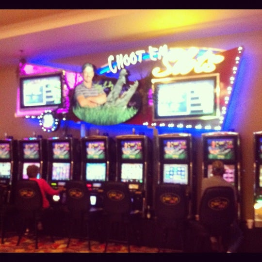 Paragon Casino Resort, 711 Paragon Place, Marksville, LA, Bed